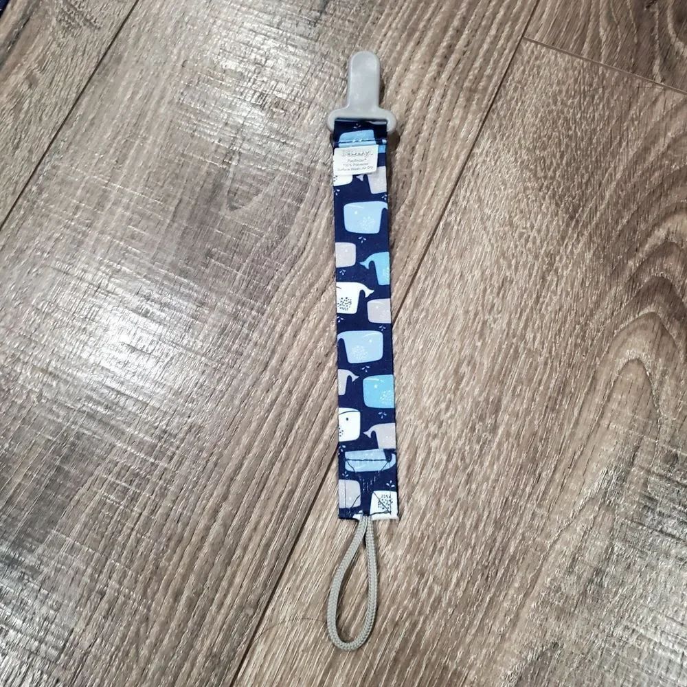NUBY Baby Pacifier Clips - Picture 6 of 7